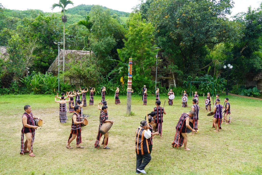 Làng du lịch cộng đồng Bhơhôồng